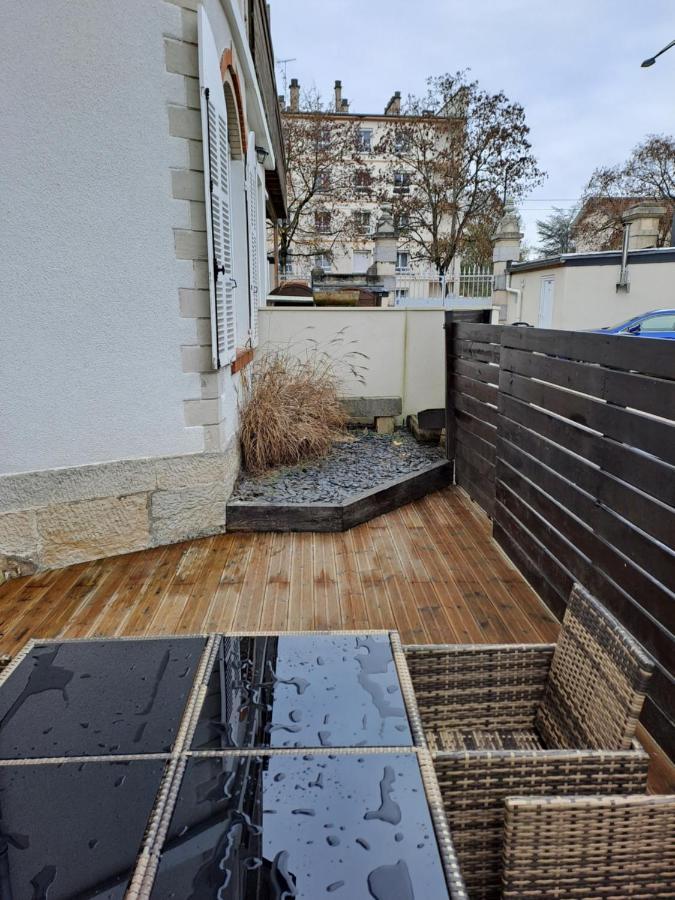 Bel Appartement Grande Terrasse Avec Parking A Dijon Exterior foto